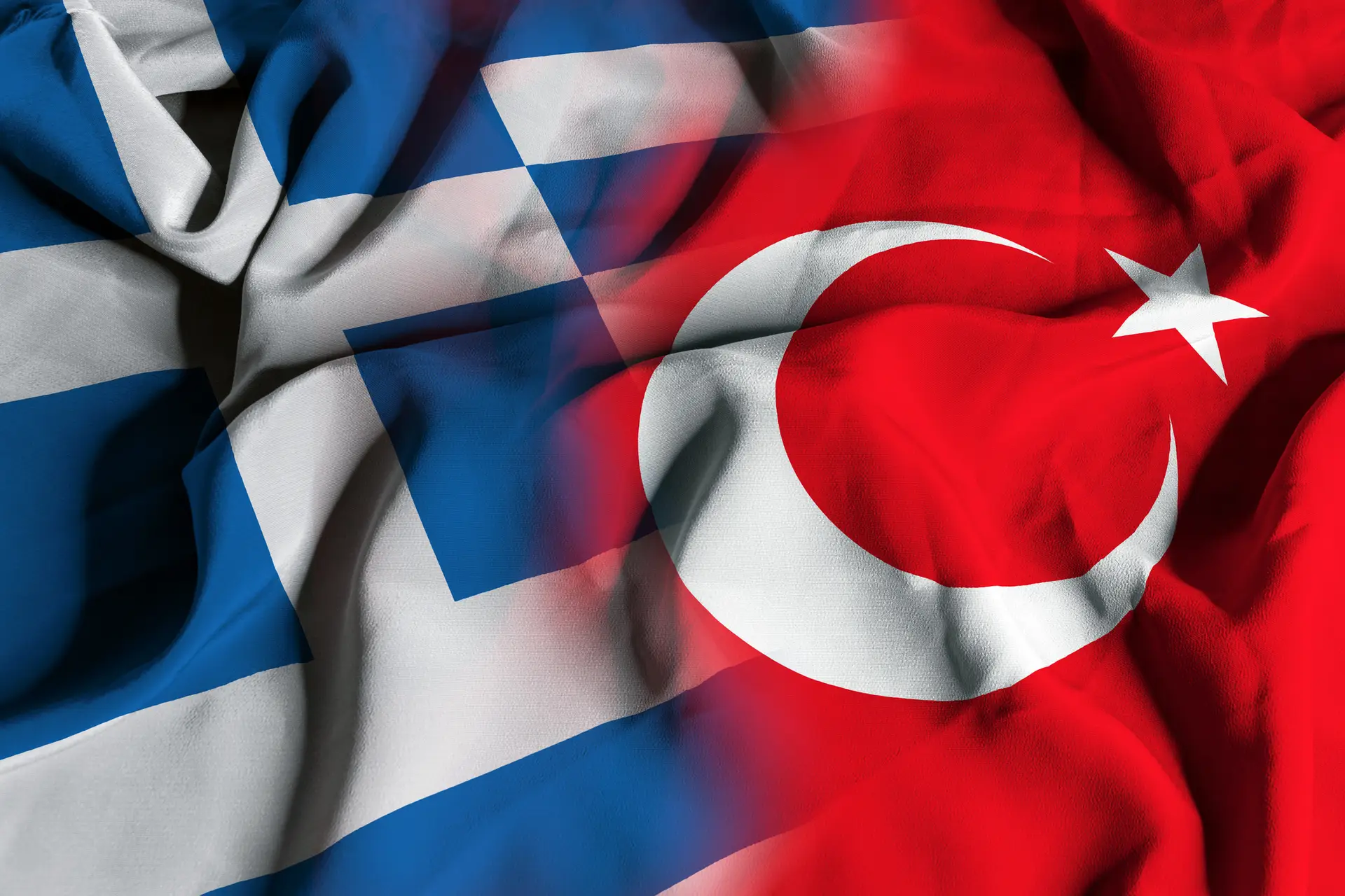 Turquia denuncia "disparos de aviso" gregos contra navio mercante turco
