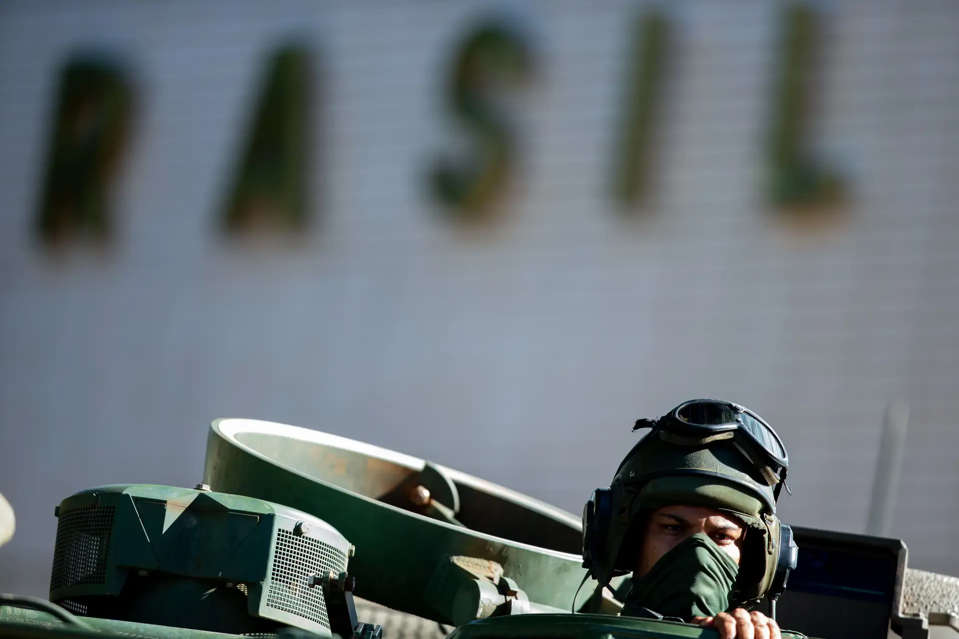 Soldado brasileiro numa parada militar em Brasília, no Brasil