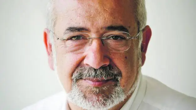 Francisco Moita Flores sofre ataque cardíaco na Feira do Livro de Lisboa