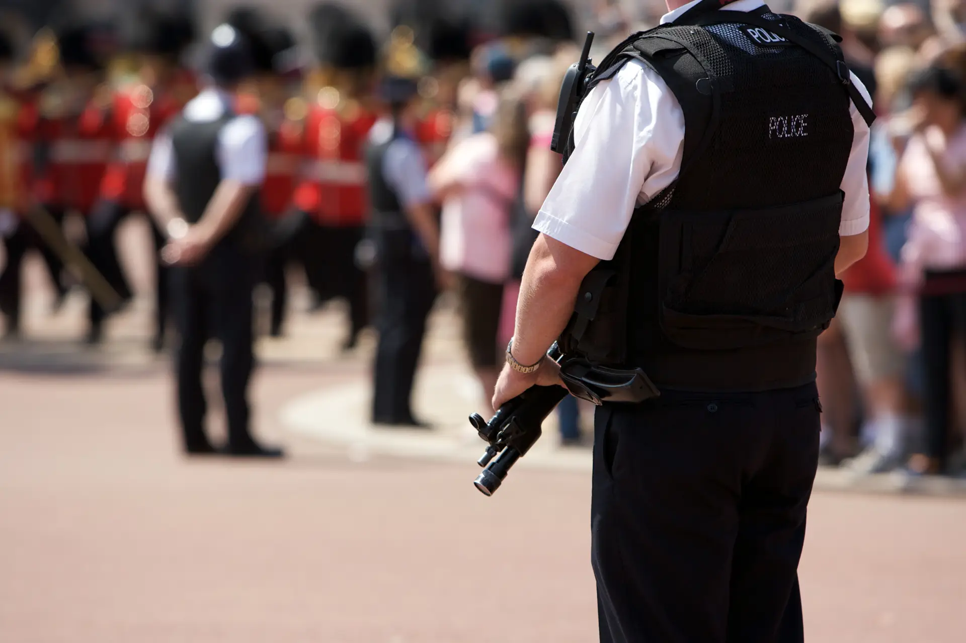 Polícia britânica reconhece direito a manifestações contra a monarquia