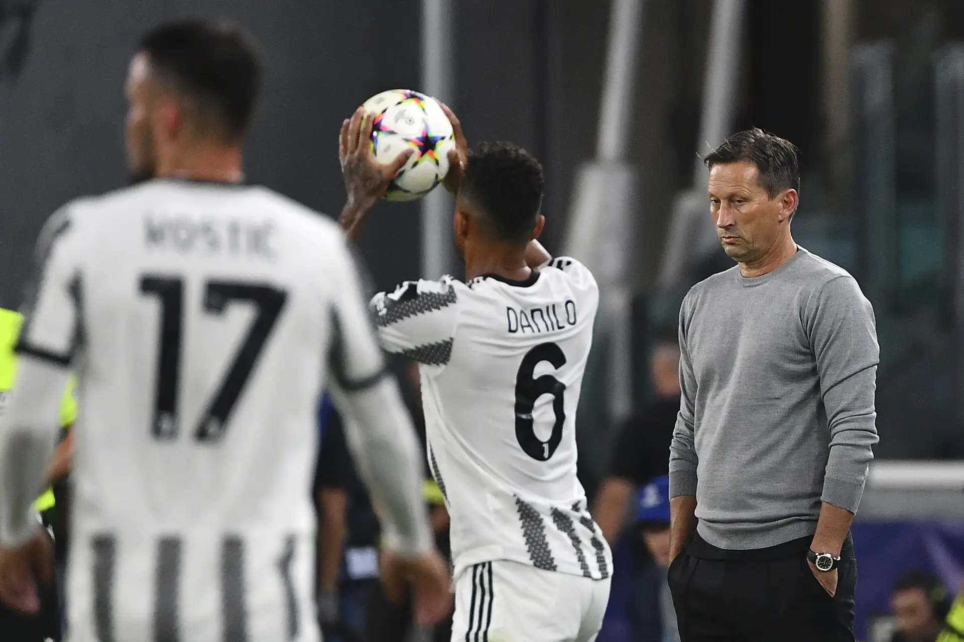 Roger Schmidt admite mudanças no plantel após participação dos jogadores nas seleções