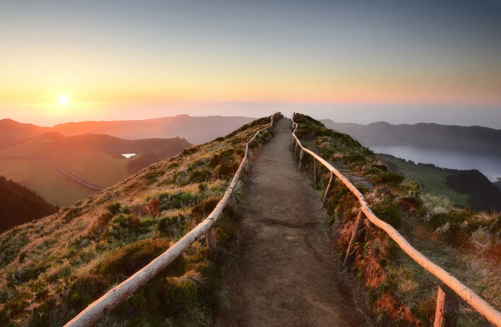 Registadas cerca de 40 réplicas do sismo em São Miguel