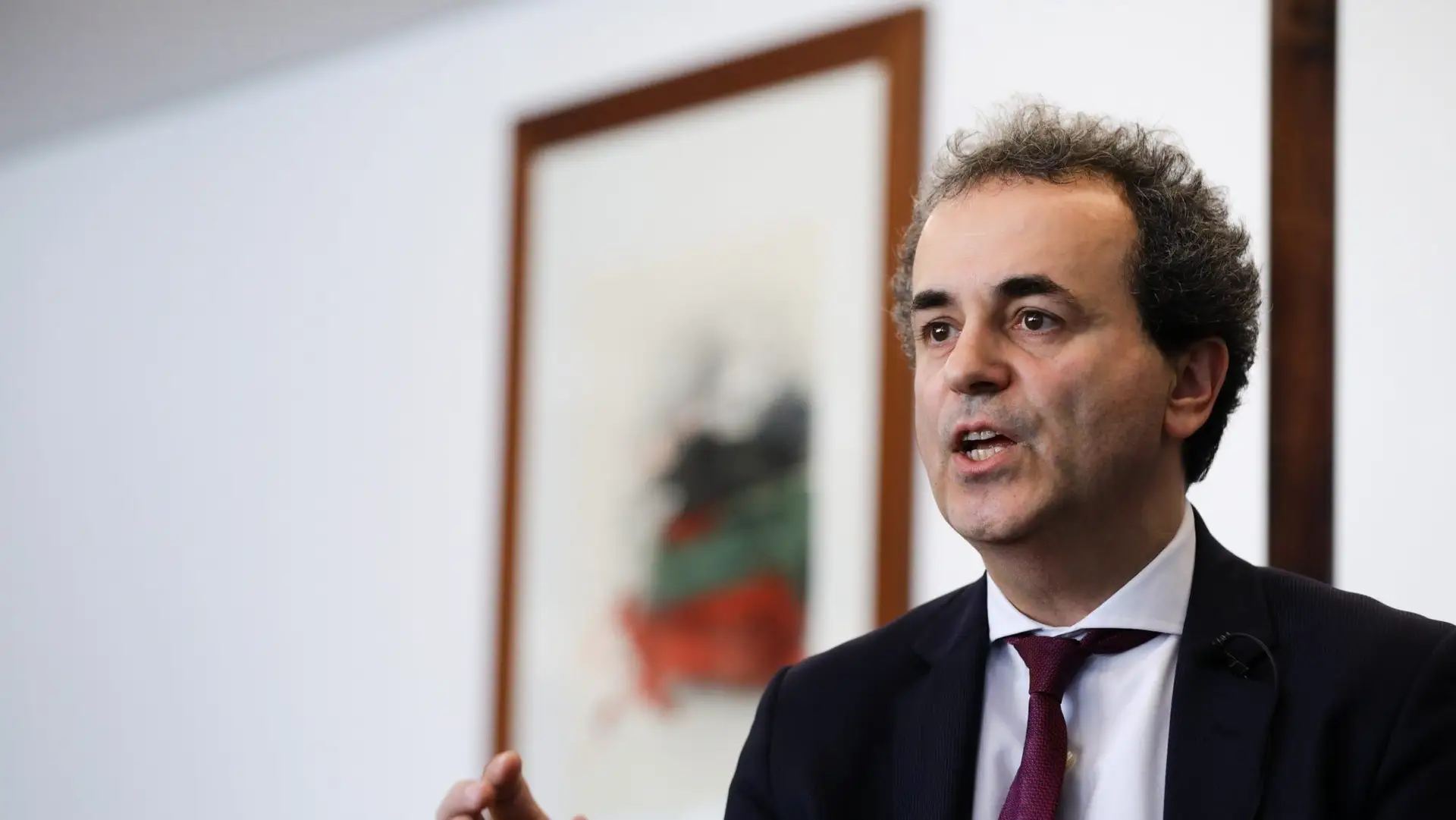 CEO do SNS: cautela e caldos de galinha