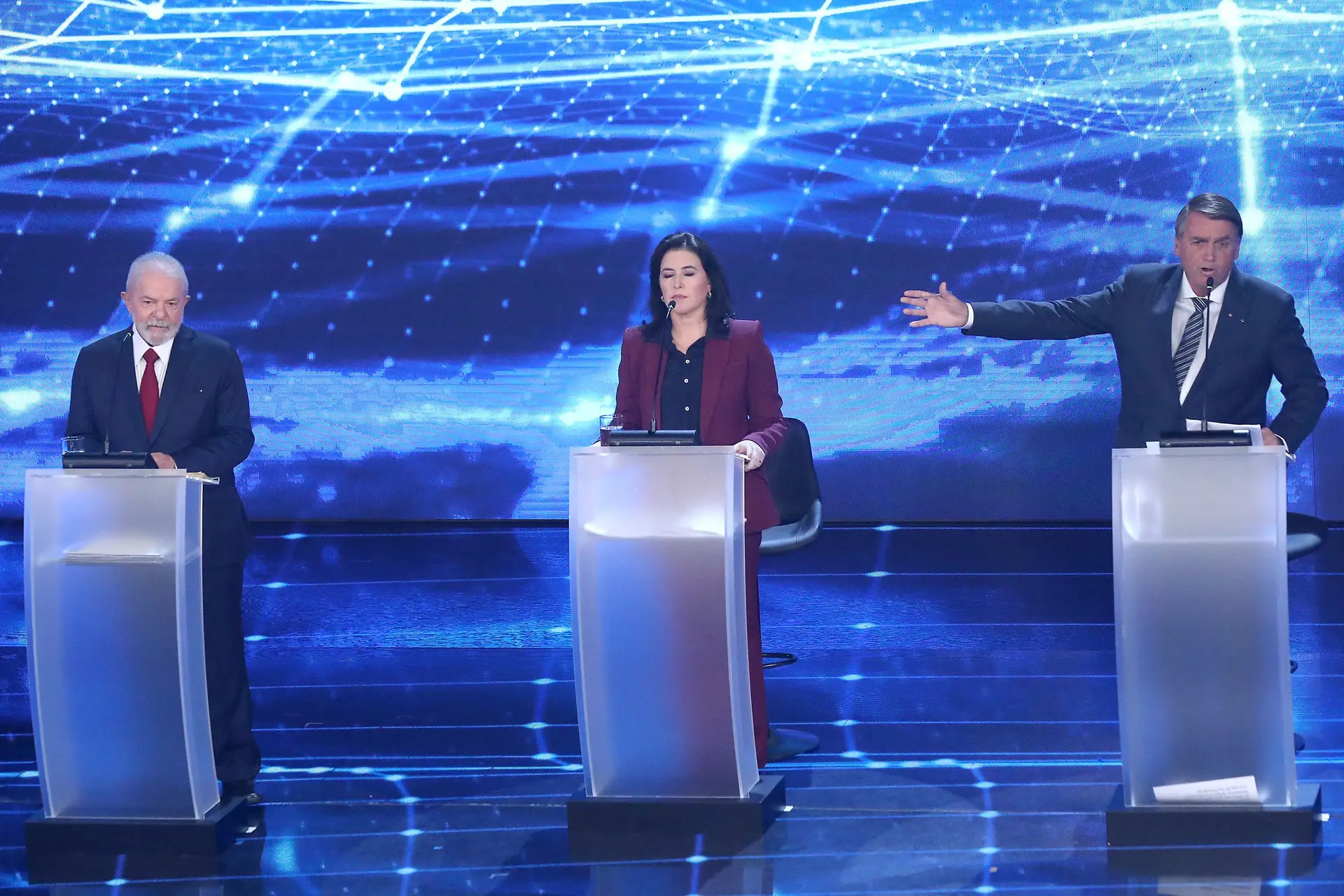 Tensão entre Bolsonaro e Lula da Silva aumenta na reta final da campanha eleitoral