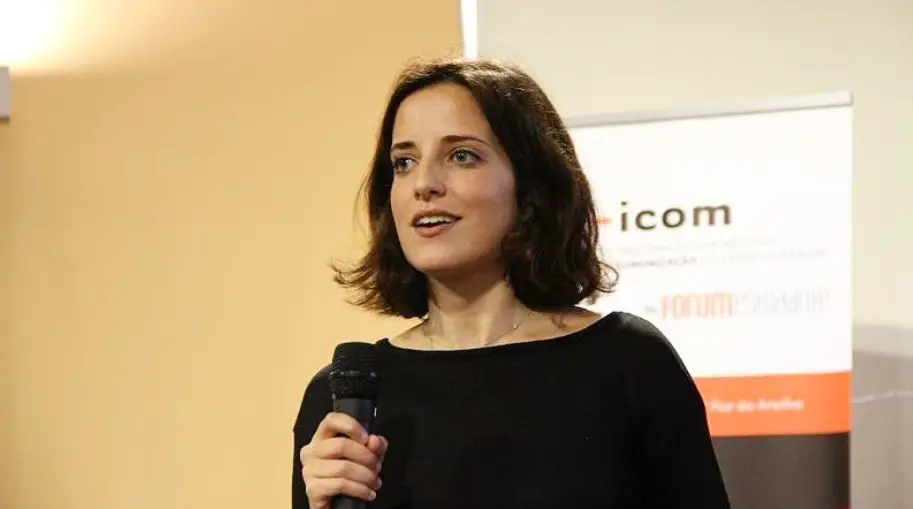 Escritora portuguesa vence prémio literário Nortear