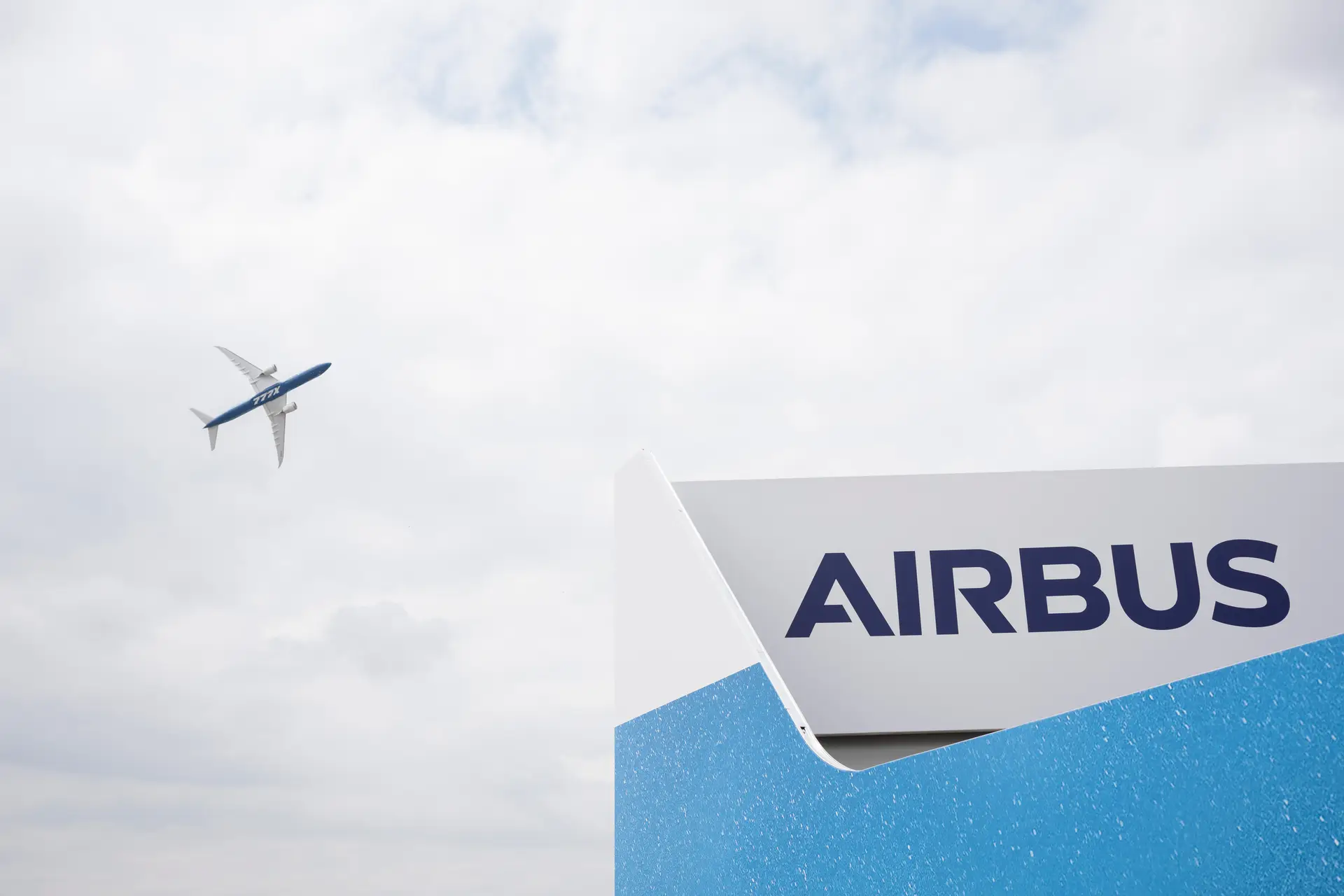 Airbus oferece apoio de 1.500 euros aos trabalhadores