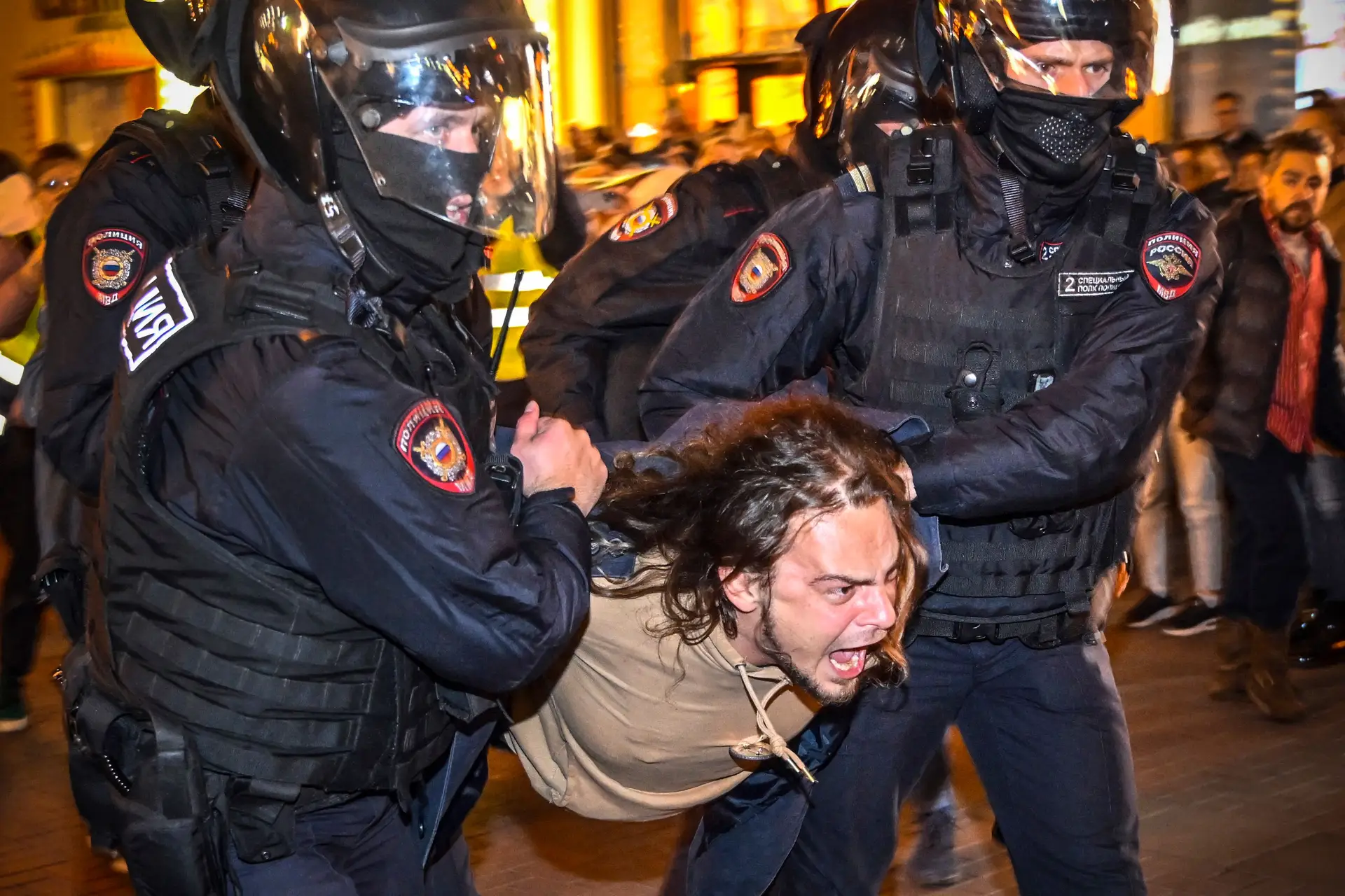 Mais de 1.000 detidos em protestos na Rússia contra mobilização parcial
