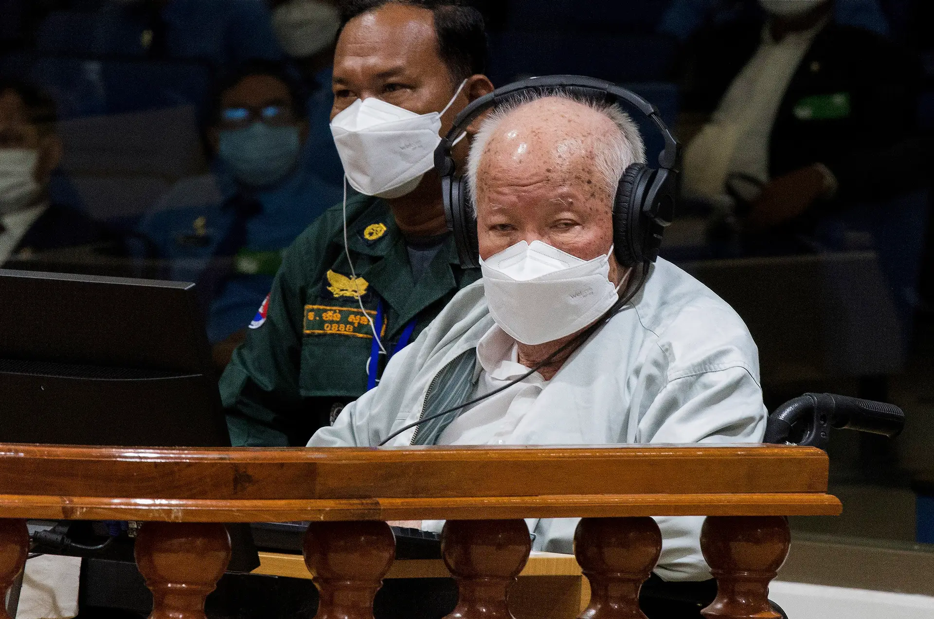 Tribunal internacional mantém prisão perpétua para antigo chefe dos Khmer Vermelhos
