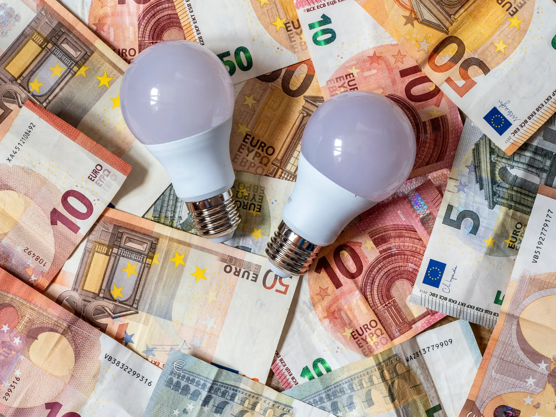 Escassez de energia poderá aumentar inflação e levar a recessão na Europa