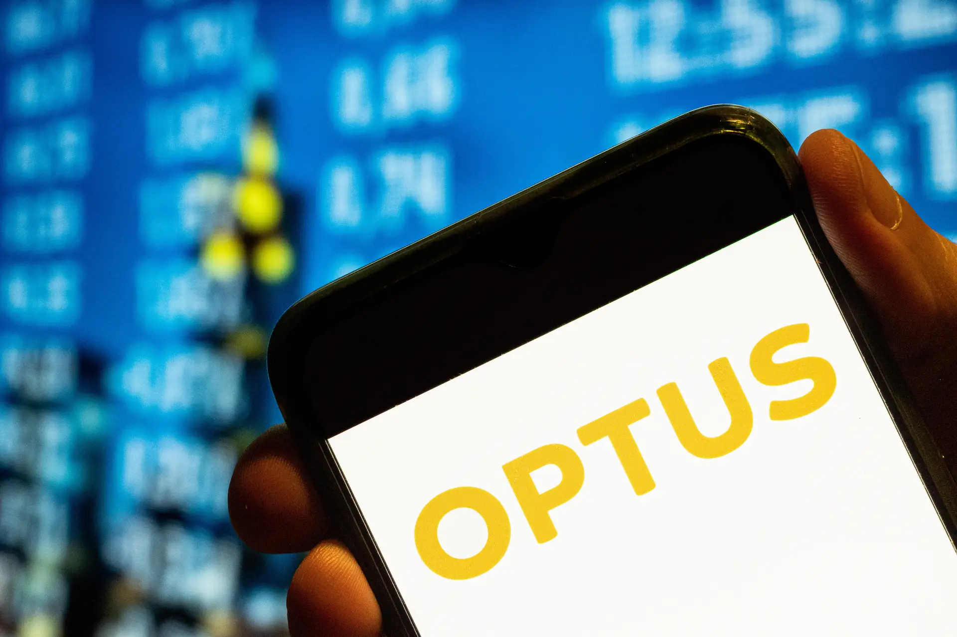 OPTUS, empresa de telecomunicações na Austrália.