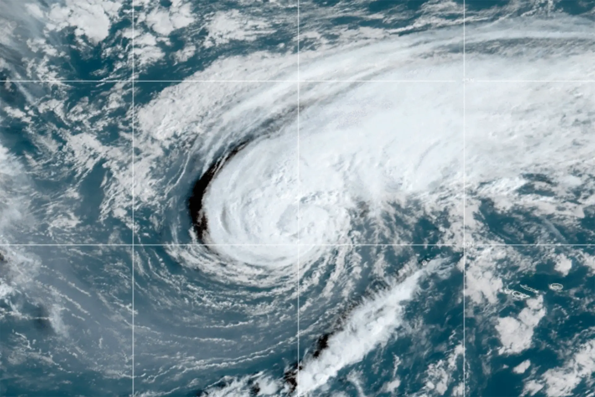 Imagem de satélite da tempestade Gaston