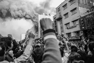 Irão: a onda de protestos que dura há quatro décadas