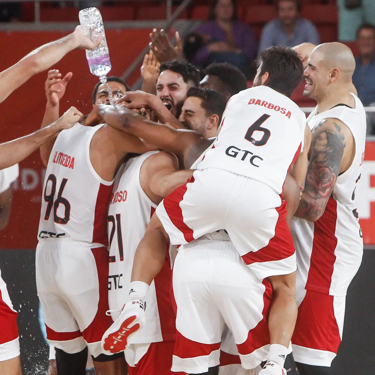 Basquetebol: FIBA suspende jogos de equipas israelitas, Benfica e Sporting  afetados