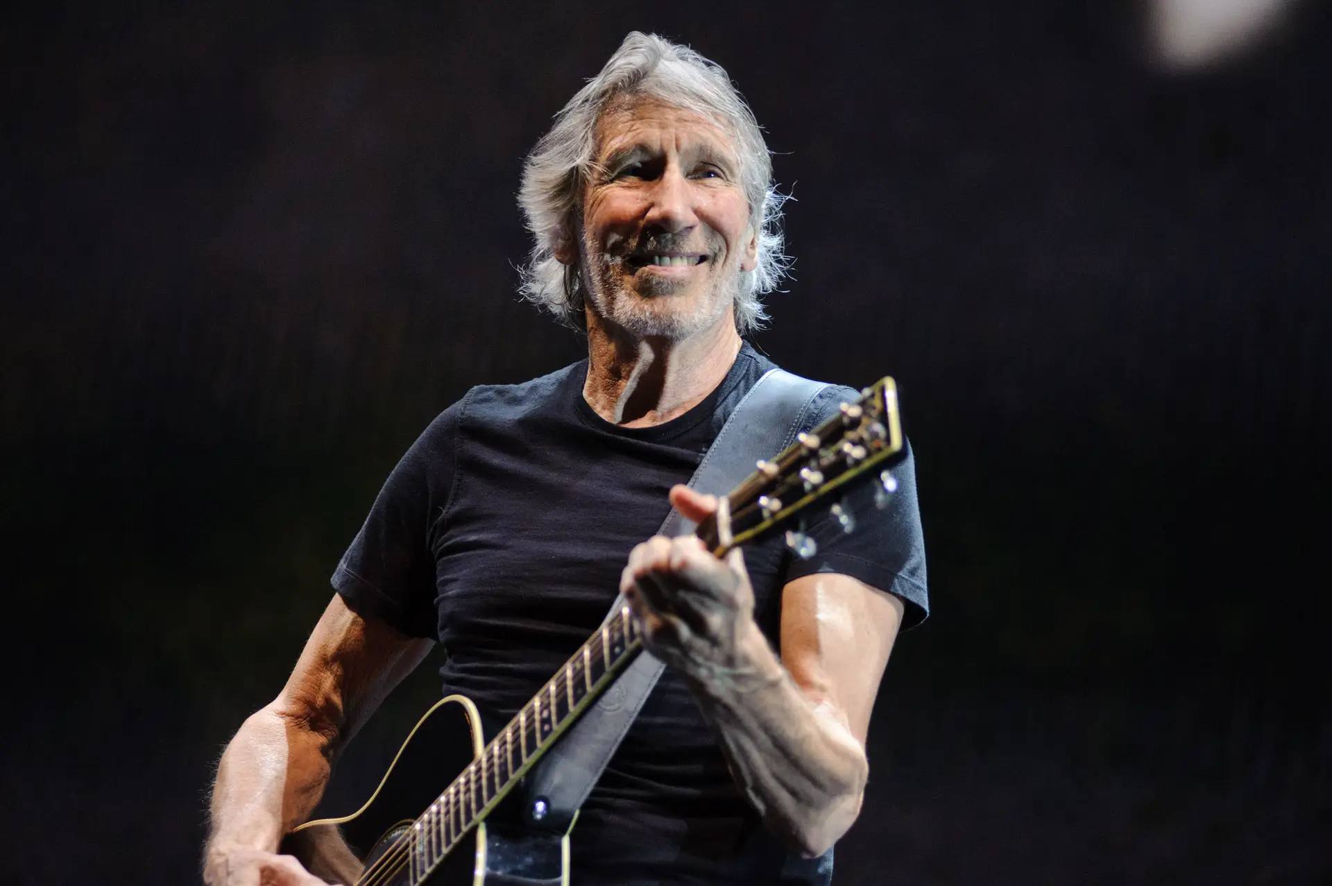 Roger Waters vê concertos cancelados na Polónia após declarações polémicas