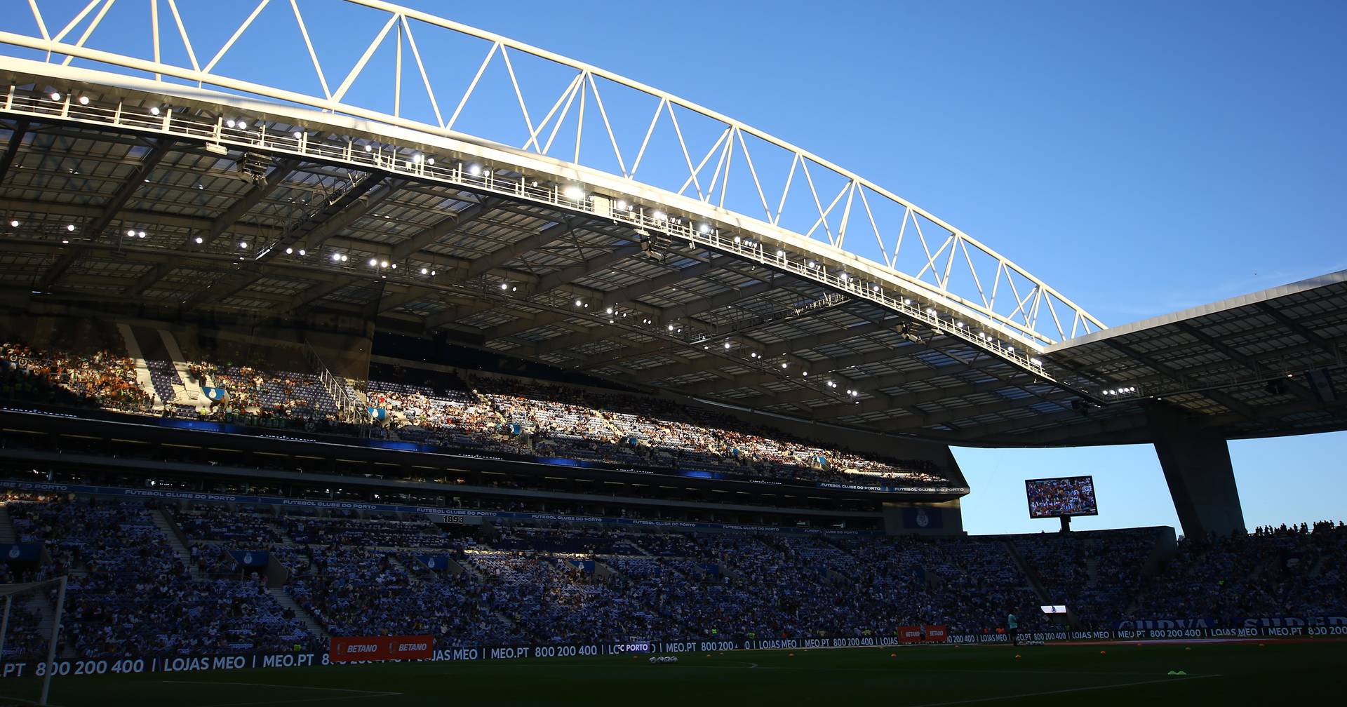 Estádio do Dragão estreia jogo de uma seleção internacional com o