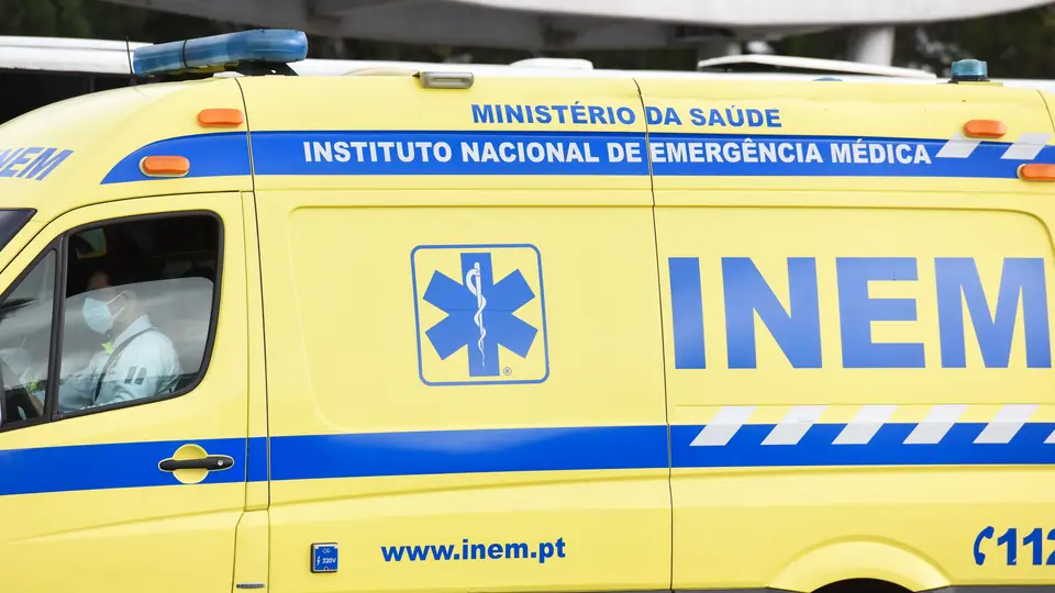 Ambulância do INEM