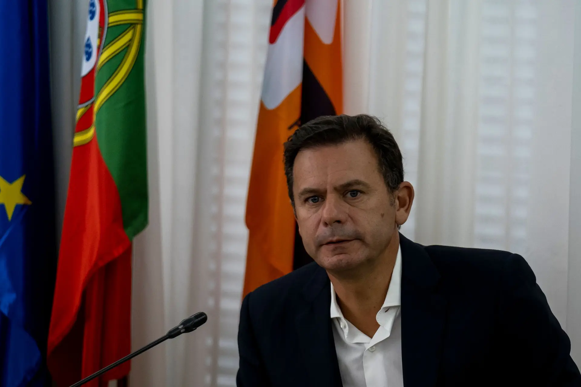 Os elogios a Passos Coelho continuam, agora foi a vez de Luís Montenegro