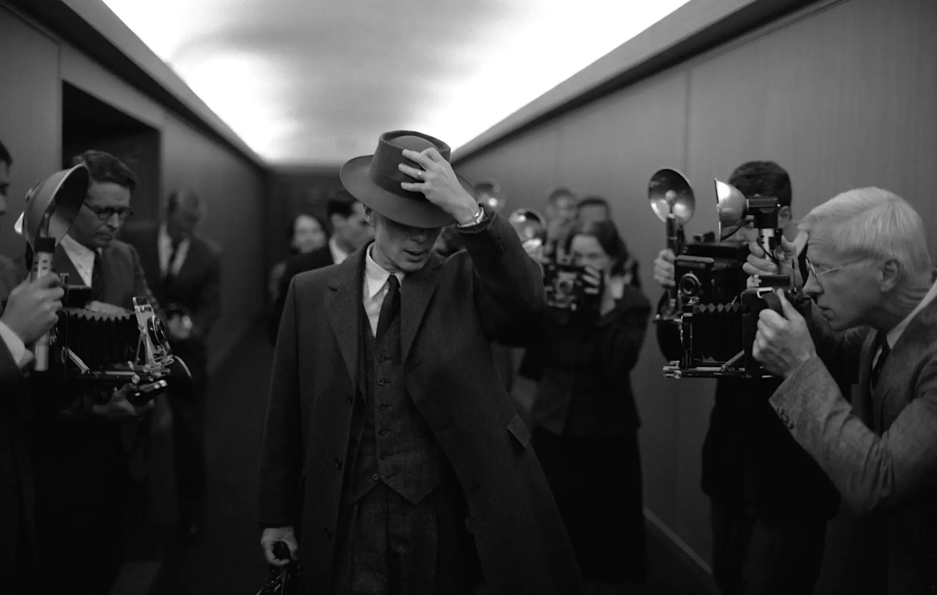 "Oppenheimer", de Christopher Nolan, é um dos próximos filmes anunciados em IMAX