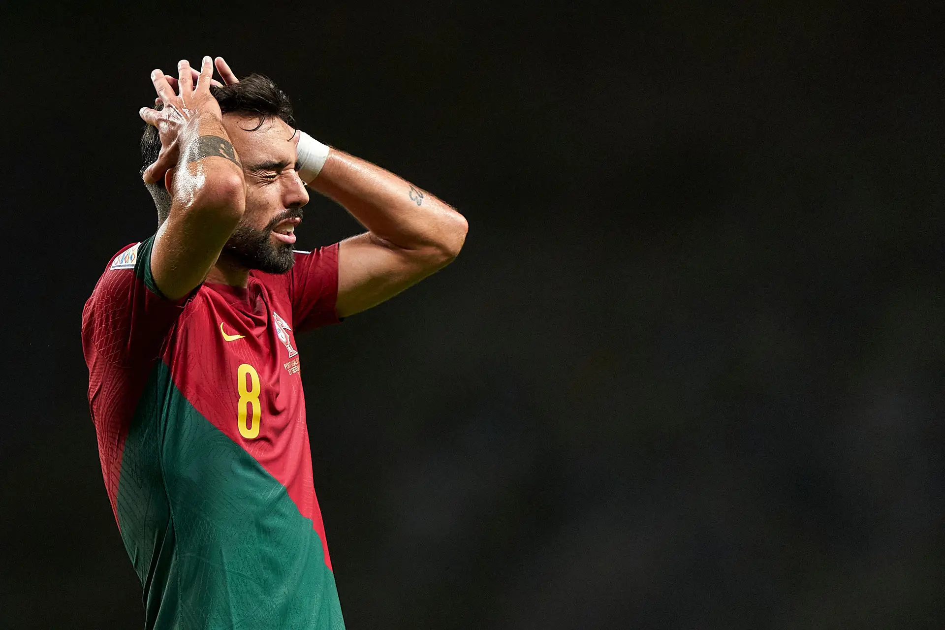 "Um Mundial é mais do que futebol": Bruno Fernandes critica abusos de direitos humanos no Qatar