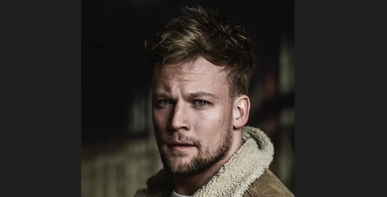 Ator Robert Cormier morre aos 33 anos