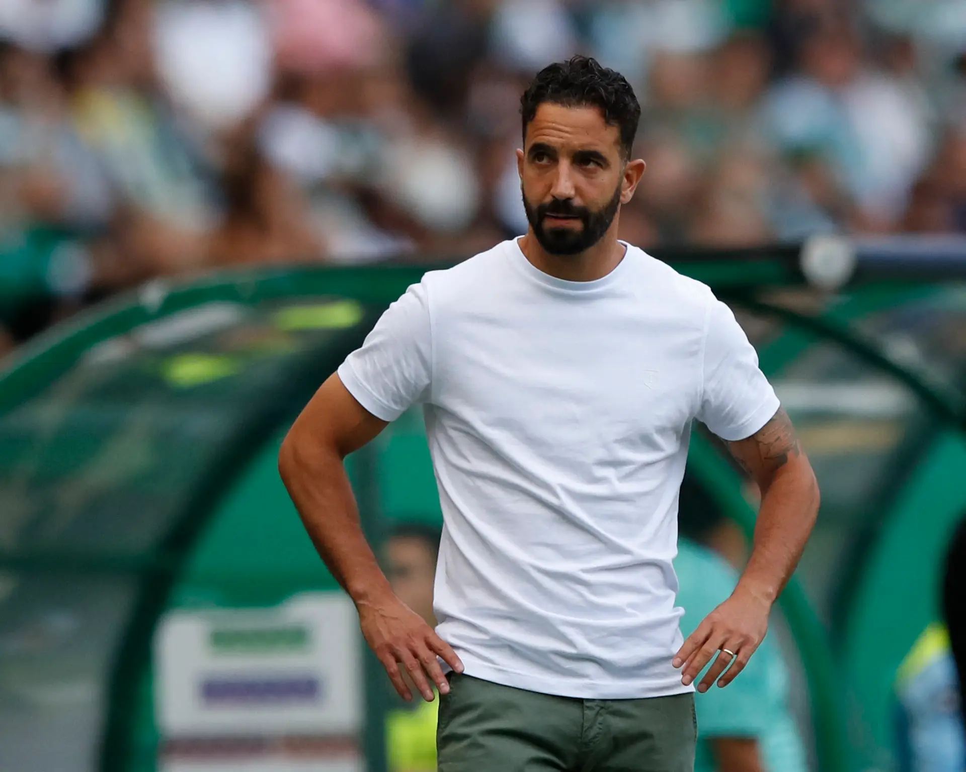 "Não vale a pena pensar em títulos", admite Rúben Amorim