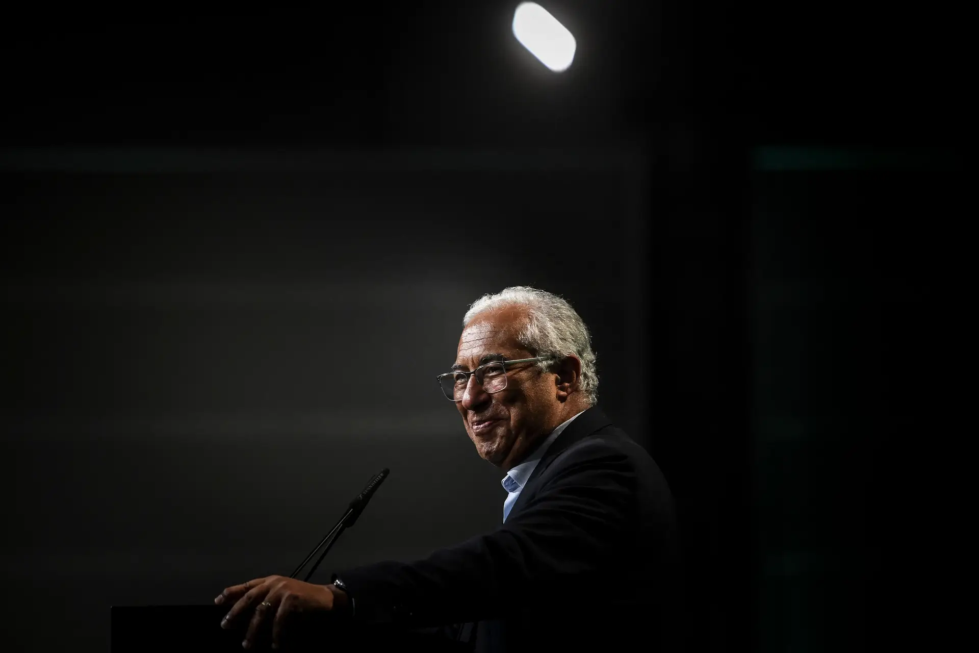 Afinal, António Costa vai às comemorações do 5 de Outubro