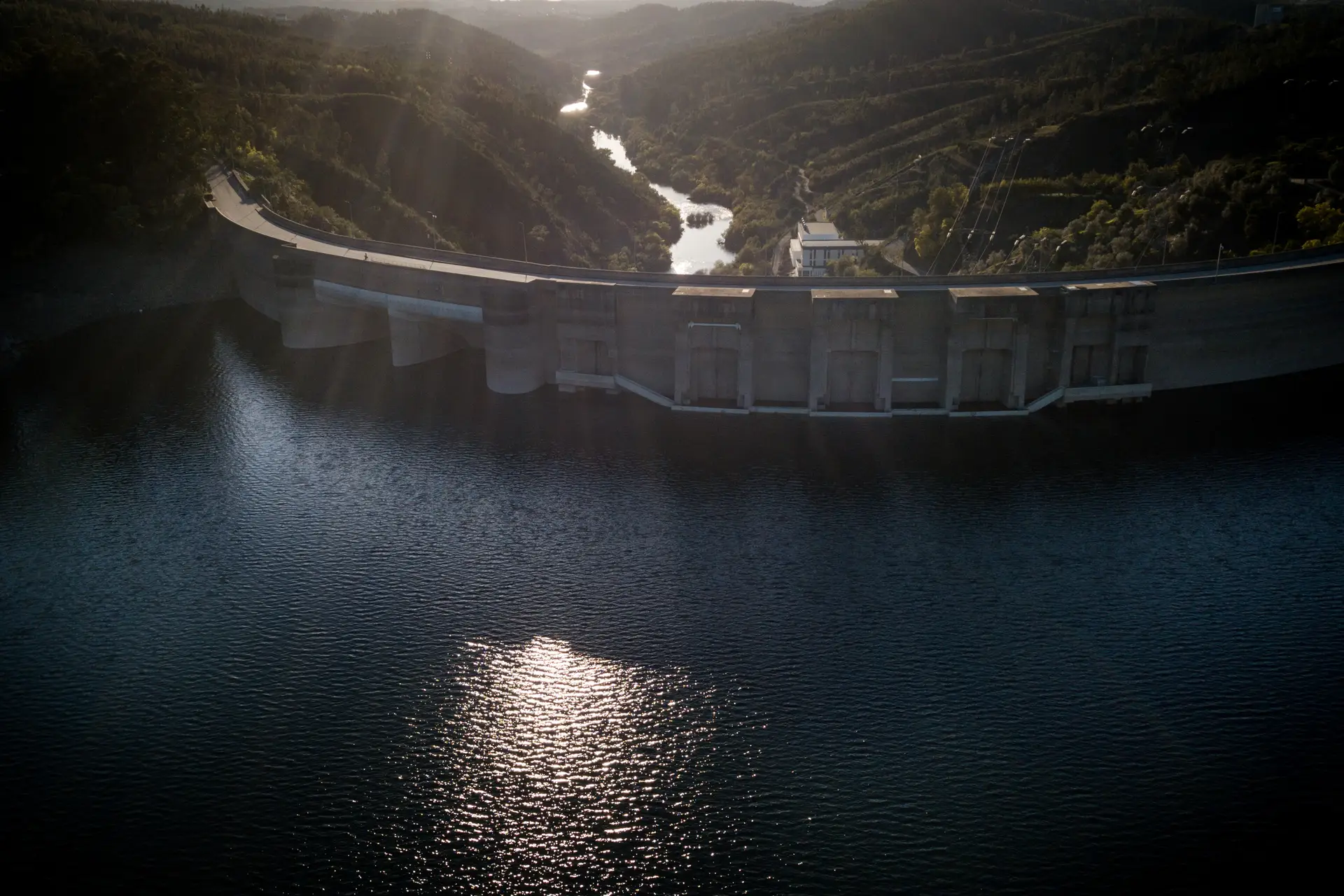 Apagão: recuperada produção nas centrais de Castelo de Bode e Tapada do Outeiro