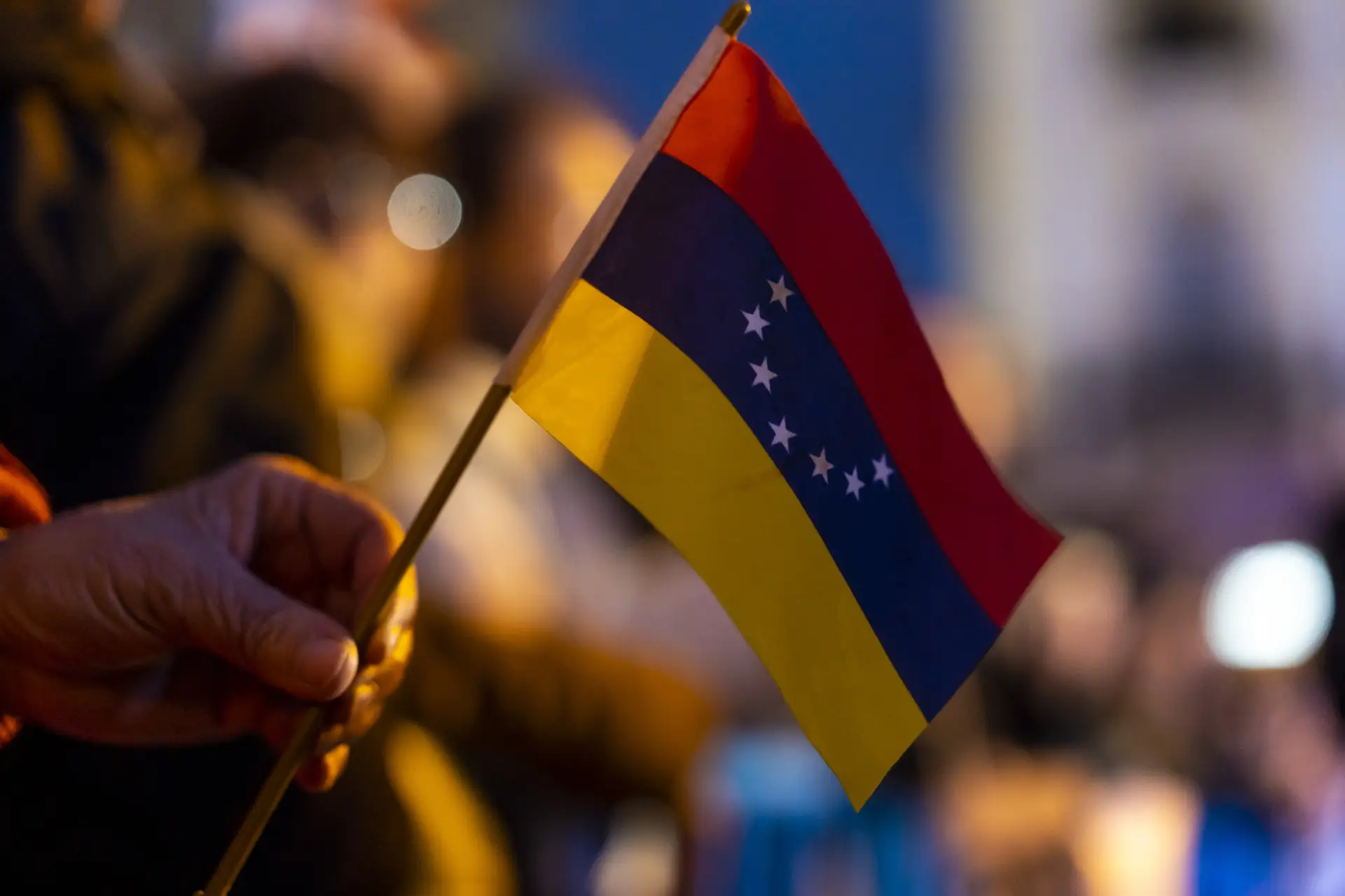 Venezuela e EUA trocaram nove prisioneiros em ação inédita