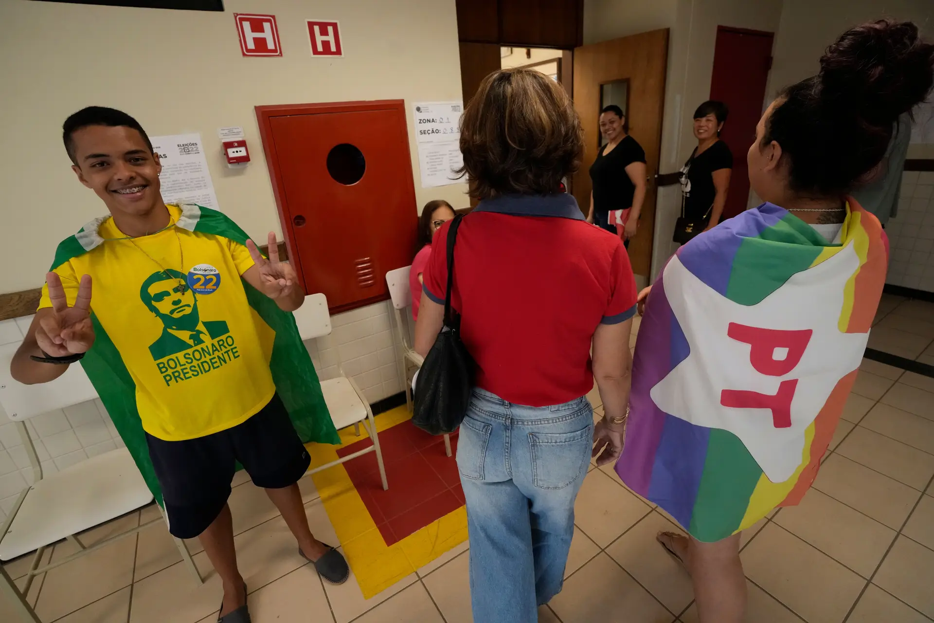 Eleitores em Brasília acreditam que as presidenciais podem ficar resolvidas este domingo