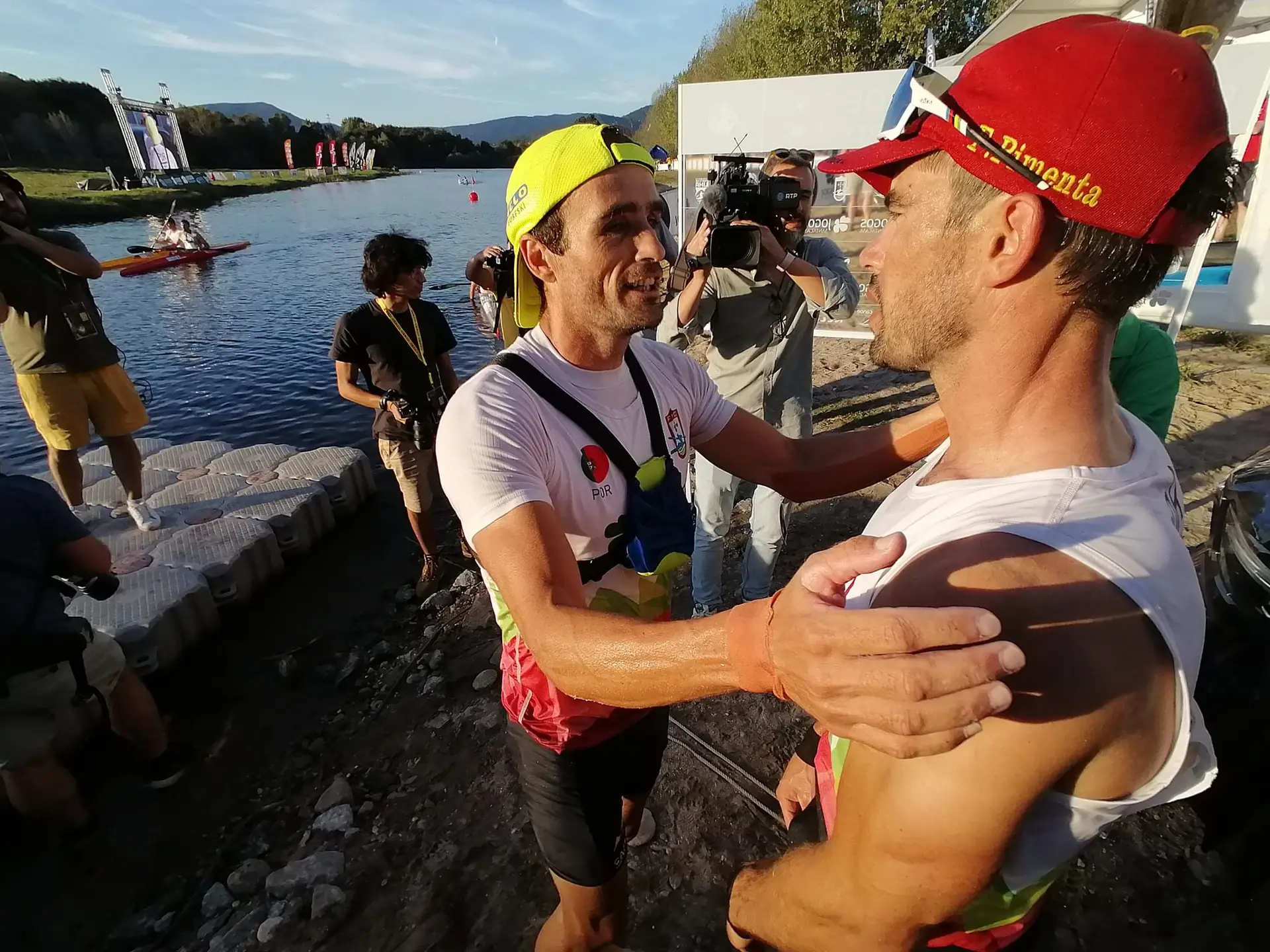 Canoístas José Ramalho e Fernando Pimenta campeões do mundo em maratonas K2
