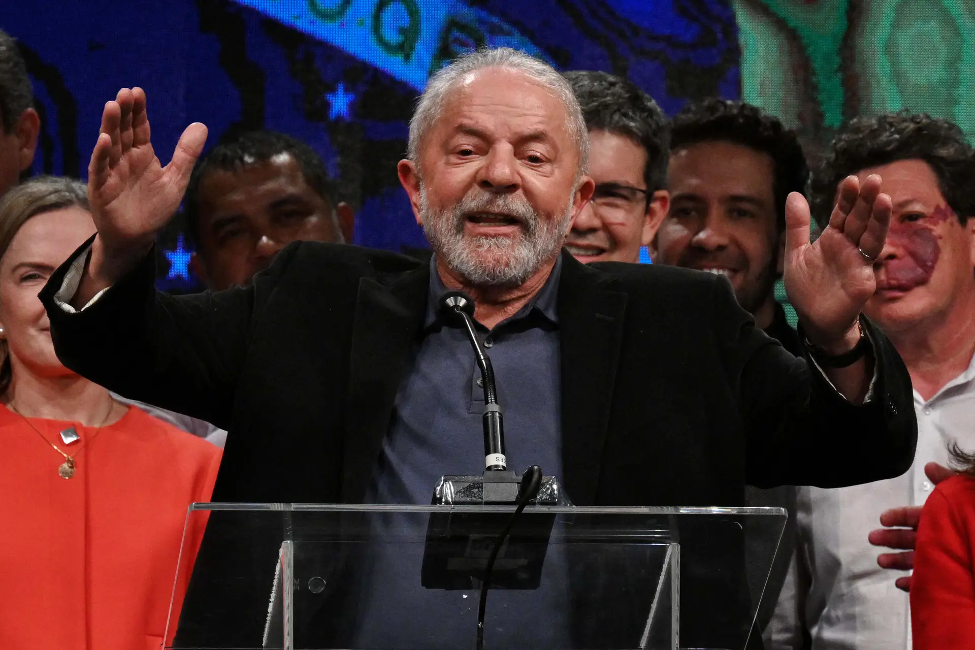 Segunda volta é "segunda chance que o Bolsonaro me dá"