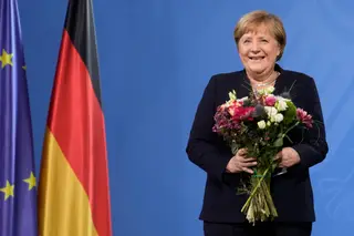 Angela Merkel recebe prémio da ONU pela proteção de refugiados do conflito na Síria