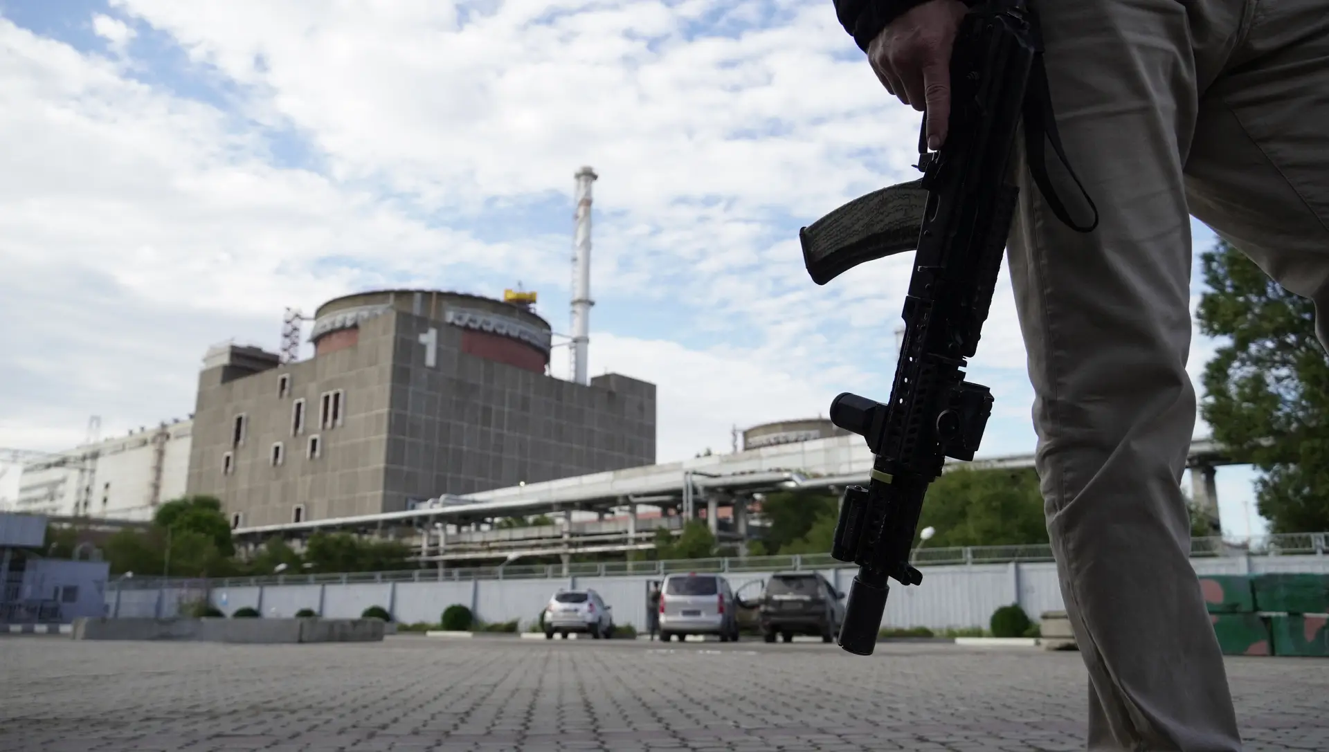 Kiev admite reativar dois reatores da central nuclear de Zaporíjia
