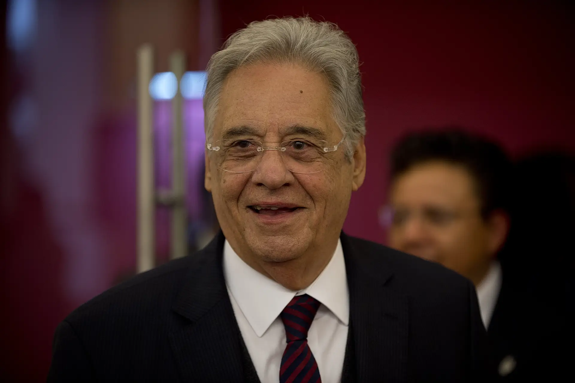 Antigo Presidente Fernando Henrique Cardoso declara apoio a Lula da Silva