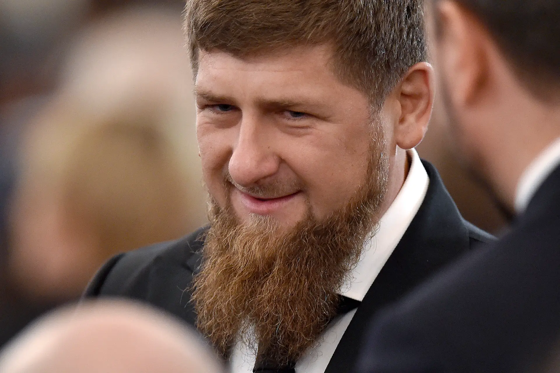 Líder checheno promovido por Putin a coronel-general