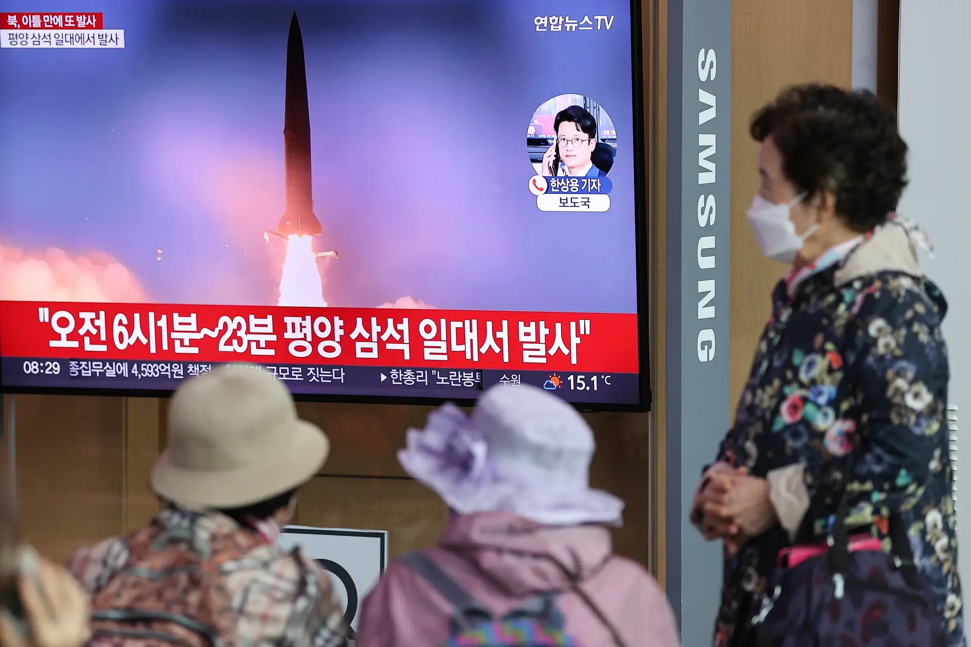 Doze aviões militares de Pyongyang sobrevoaram a fronteira entre as Coreias