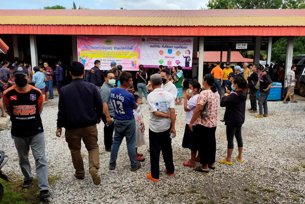 Pelo menos 30 mortos em tiroteio numa creche na Tailândia