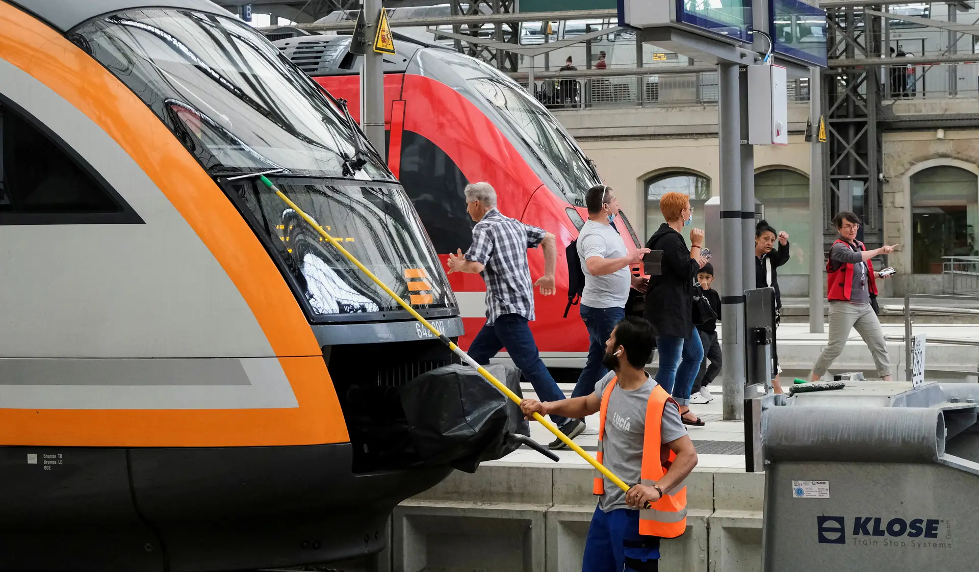 Tráfego ferroviário esteve suspenso na Alemanha devido à "sabotagem de cabos essenciais"