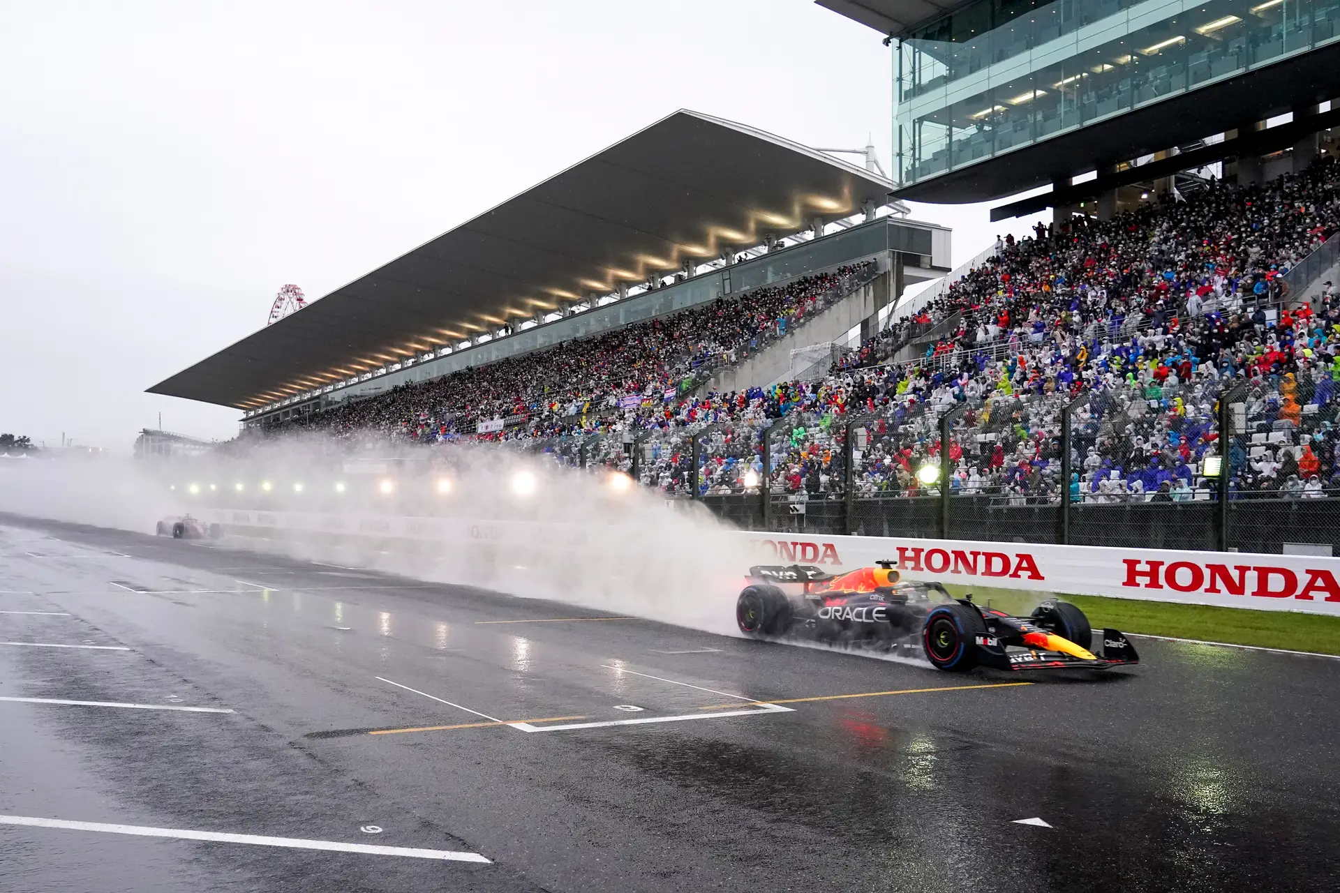 Max Verstappen vence GP do Japão e é bicampeão de Fórmula 1