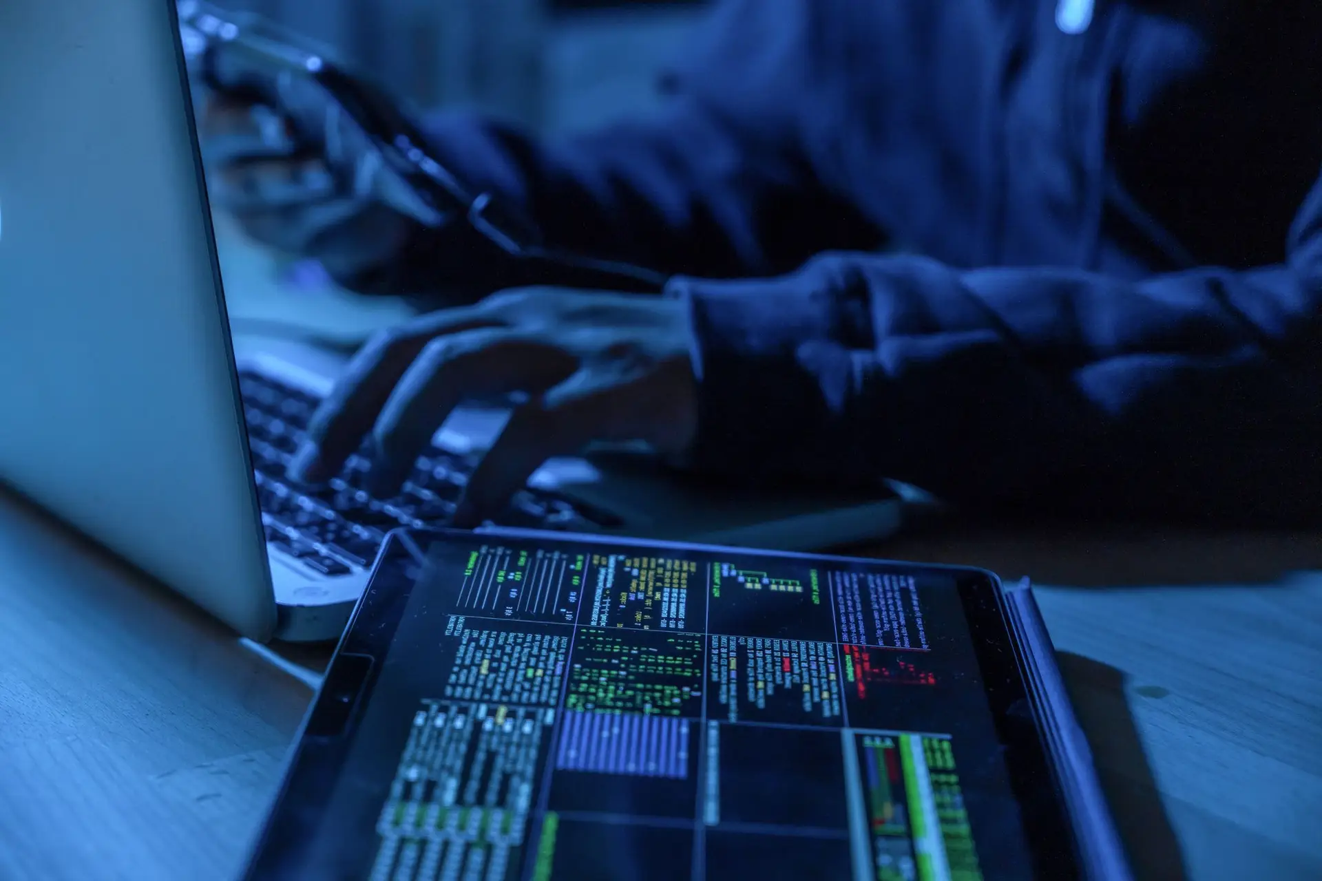 Hackers pró-russos atacam sites de aeroportos nos EUA