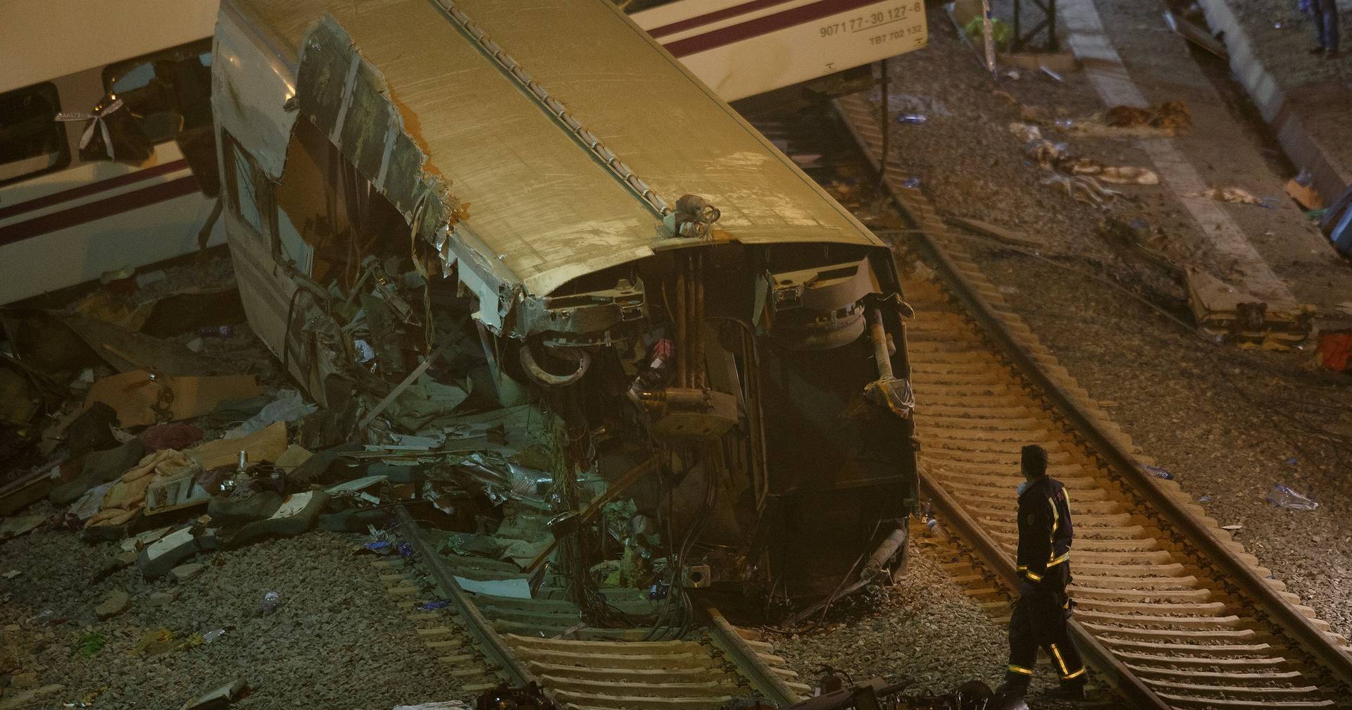 Acusado de mortal accidente de tren en España culpa al conductor del tren