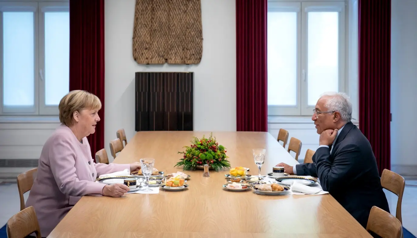 António Costa tomou o pequeno-almoço com Angela Merkel
