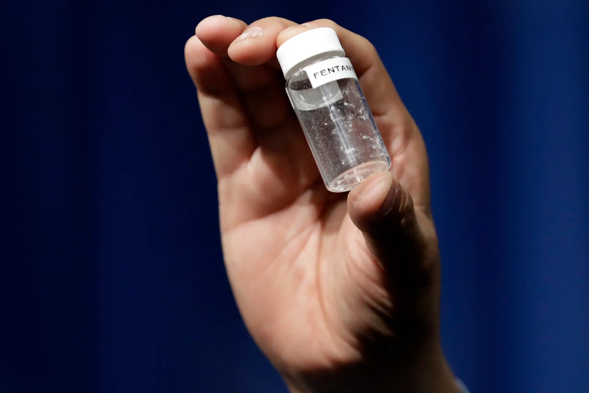 Governo dos EUA descarta classificar fentanil como arma de destruição em  massa - SIC Notícias
