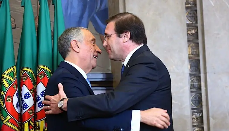 Marcelo volta elogiar Passos: Portugal "deve-lhe aquilo que fez durante a crise da troika"