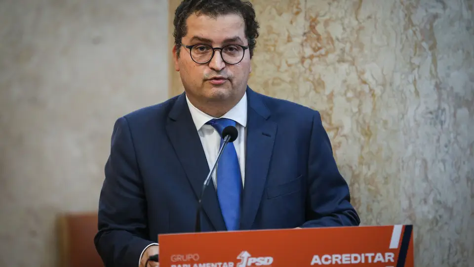 O presidente do grupo parlamentar do Partido Social Democrata (PSD), Joaquim Miranda Sarmento.