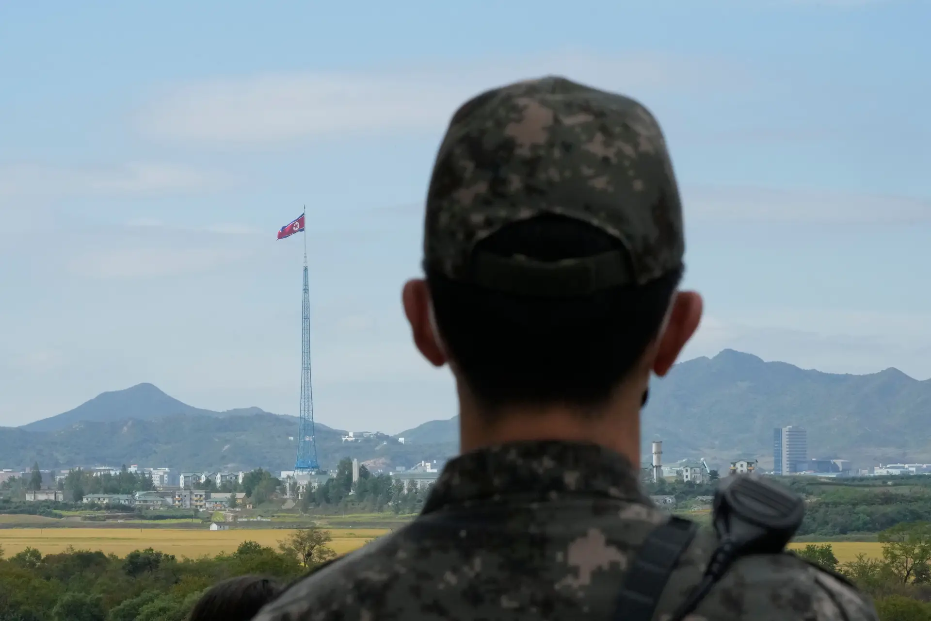 Coreia do Norte volta a disparar projéteis de artilharia na fronteira com o Sul