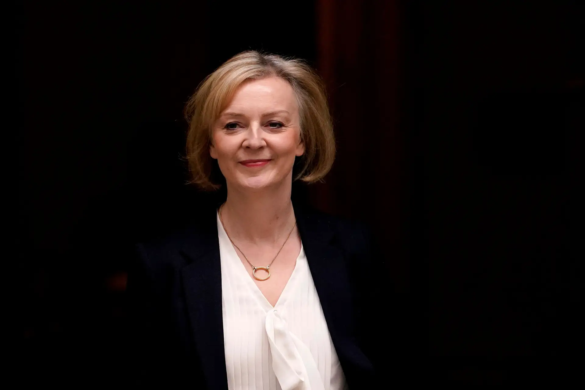 "Sou uma lutadora e não desistente", responde Liz Truss perante pedidos de demissão