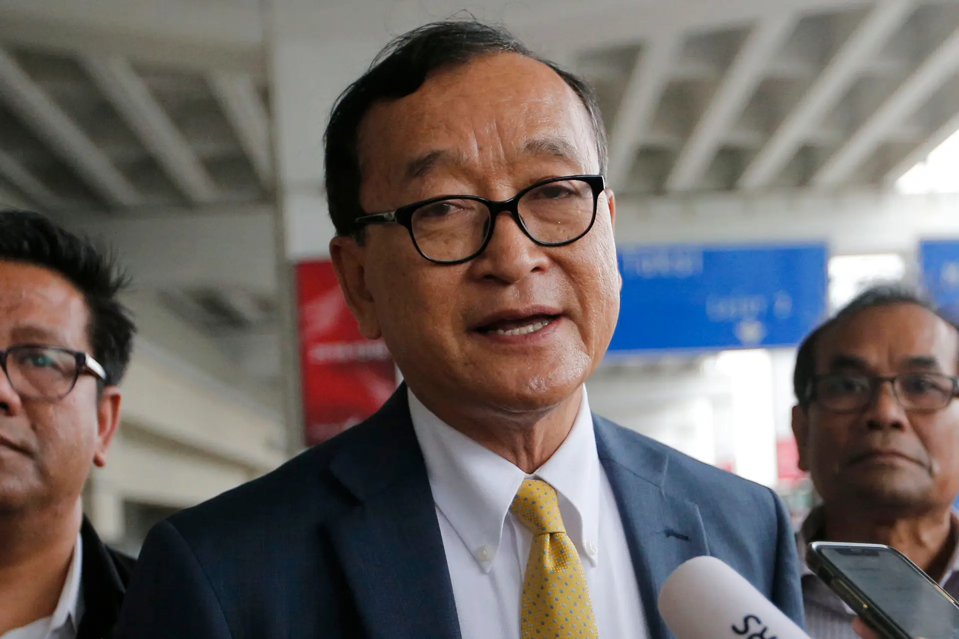 O líder histórico da oposição do Camboja, Sam Rainsy