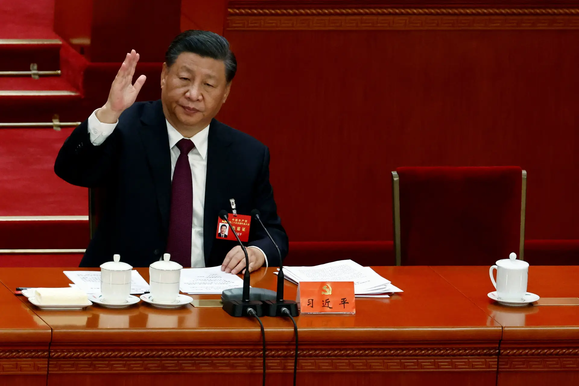 Xi Jinping elevado a líder indiscutível da China