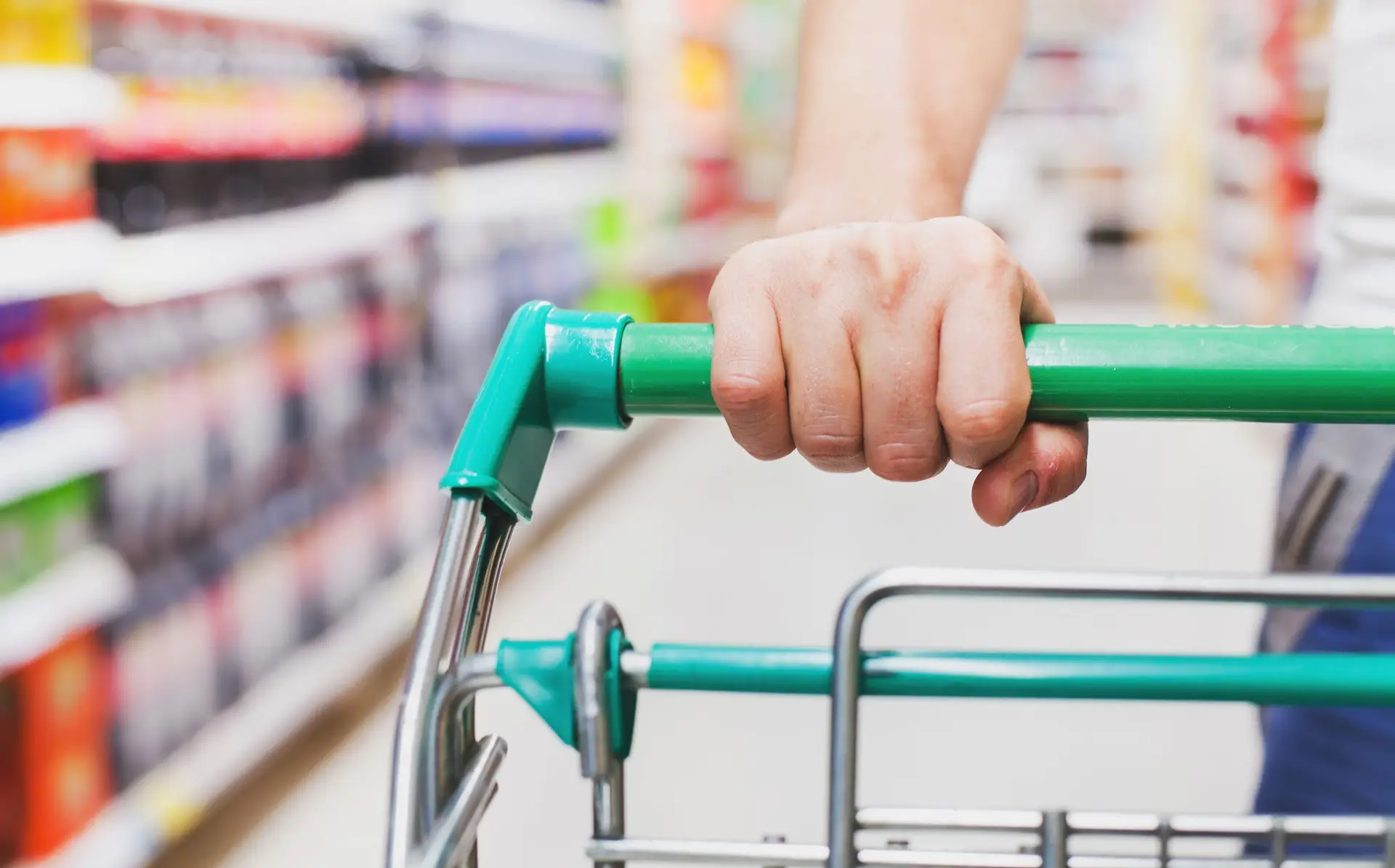 Preços dos alimentos disparam e levam portugueses a repensar dieta diária